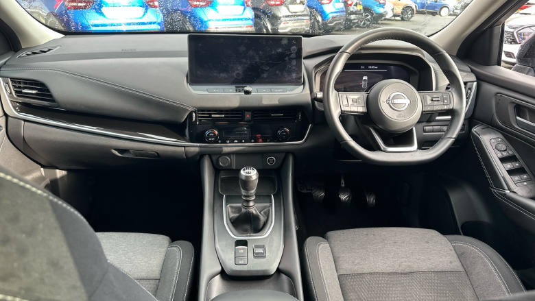 Nissan Qashqai 1.3 DiG-T MH N-Connecta 5dr Petrol Hatchback